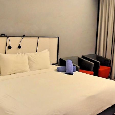 Red Kl @ Rev Hotel Куала Лумпур Екстериор снимка
