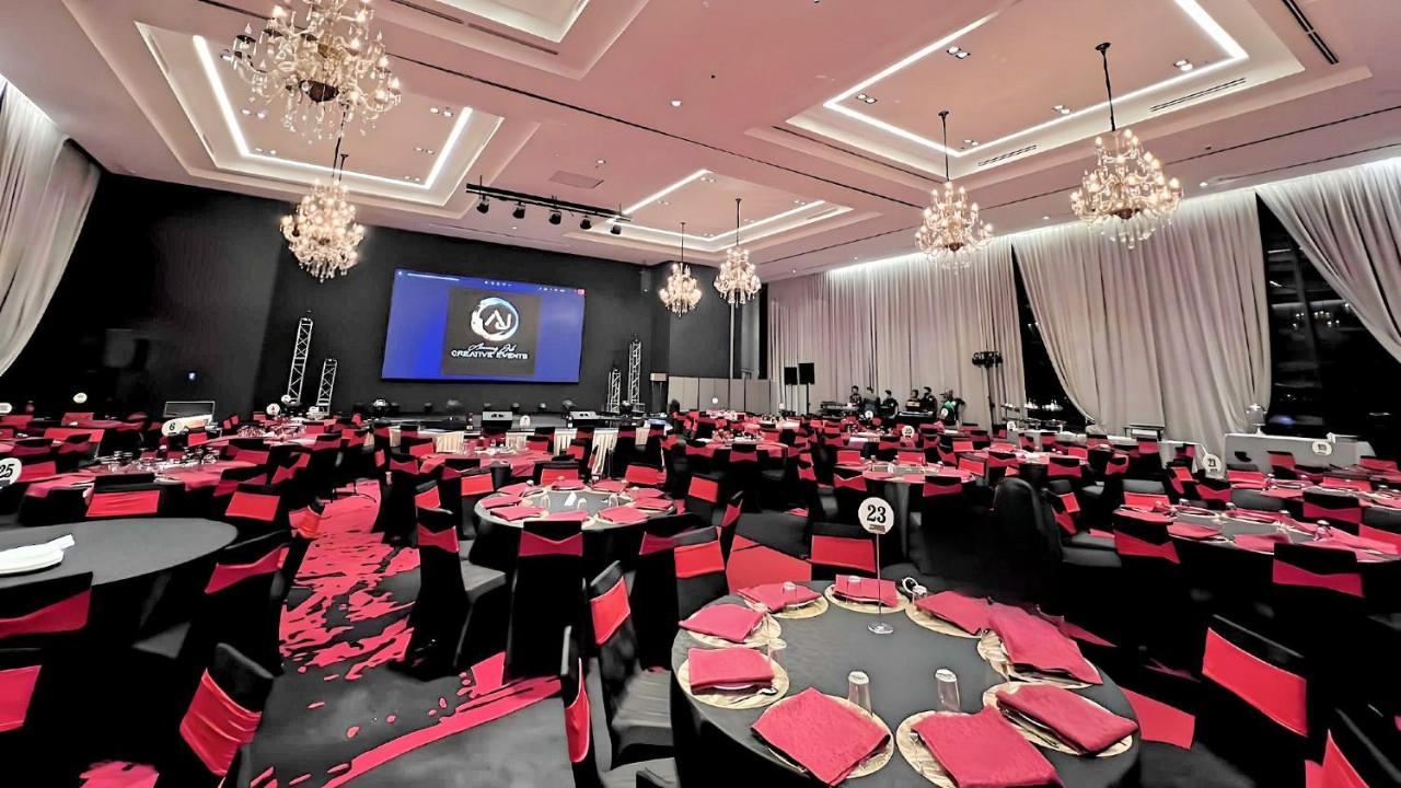 Red Kl @ Rev Hotel Куала Лумпур Екстериор снимка