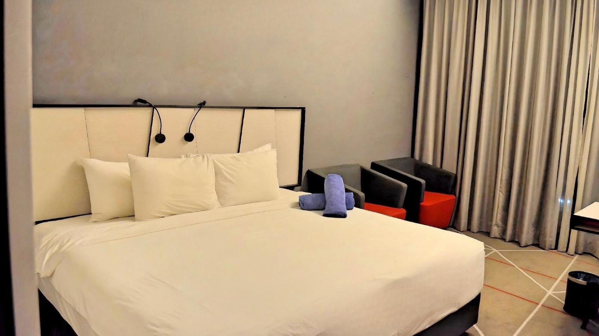 Red Kl @ Rev Hotel Куала Лумпур Екстериор снимка
